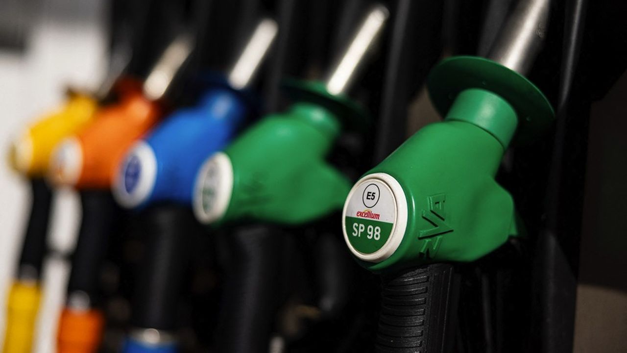 Les prix des carburants se sont tassés. Le sans-plomb 98, qui avait passé la barre des 2 euros par litre à la rentrée, est redescendu à 1,85 euro.